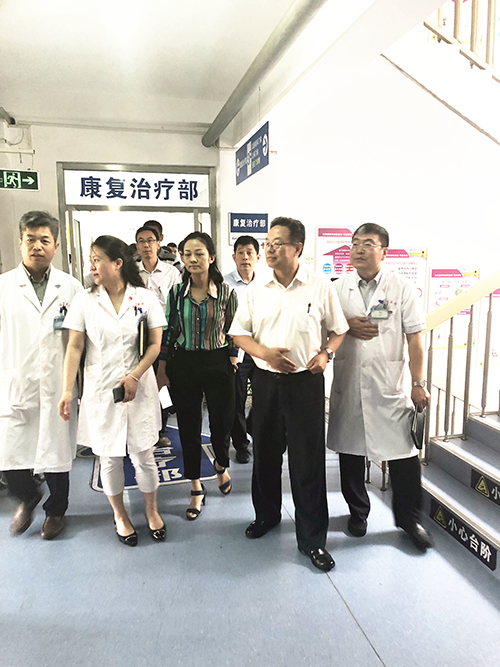 图为调研现场